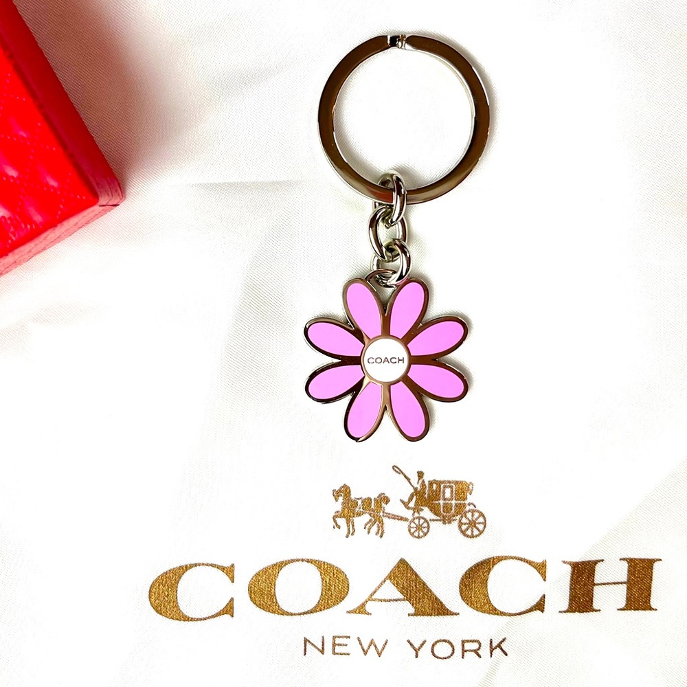 NWOT COACH Pink Enamel Daisy Fob Key Ring #7355